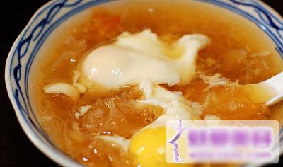 补血食谱美颜鸡蛋汤
